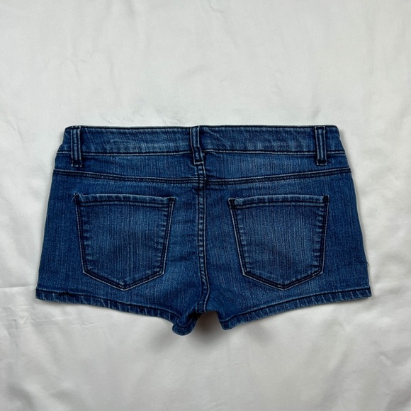 Y2K Forever 21 Low Rise Mini Shorts - Picture 5 of 7